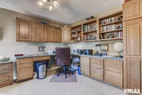 2602 Chase Dr, Springfield, IL 62704 photo 25