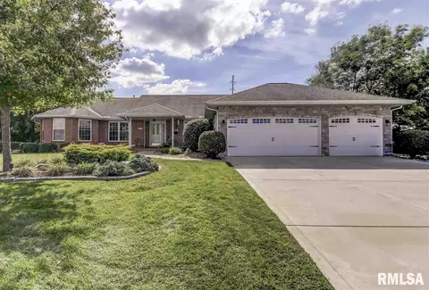 2712 Hazelnut Dr, Springfield, IL 62702 photo 2