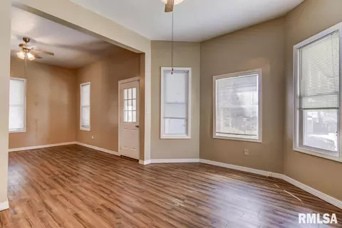817 Dorlan Ave, Springfield, IL 62702 photo 13