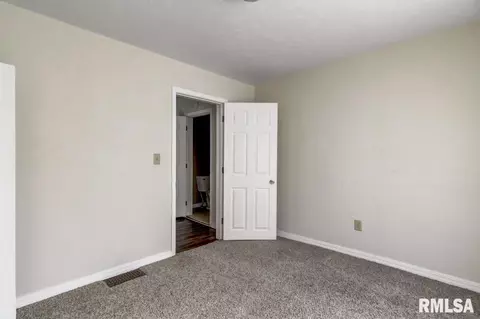 817 Dorlan Ave, Springfield, IL 62702 photo 21