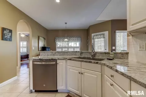 6309 Stonehaven Rdg, Springfield, IL 62711 photo 16