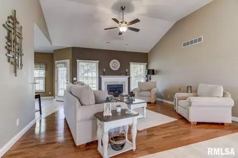 6309 Stonehaven Rdg, Springfield, IL 62711 photo 6