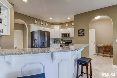 6309 Stonehaven Rdg, Springfield, IL 62711 photo 13