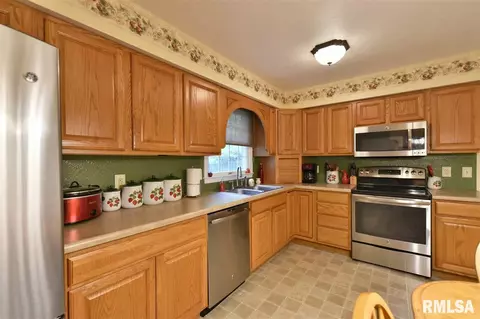 20 Sarah Ave, Springfield, IL 62703 photo 9