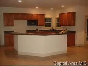 2512 Centennial Dr, Springfield, IL 62711 photo 3