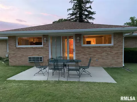 17 Greencastle Cir, Springfield, IL 62712 photo 10