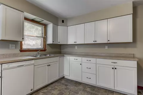 2916 S State St, Springfield, IL 62704 photo 10
