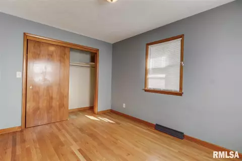 2916 S State St, Springfield, IL 62704 photo 16