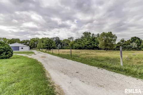 7375 Outer Rd, Sherman, IL 62684 photo 2