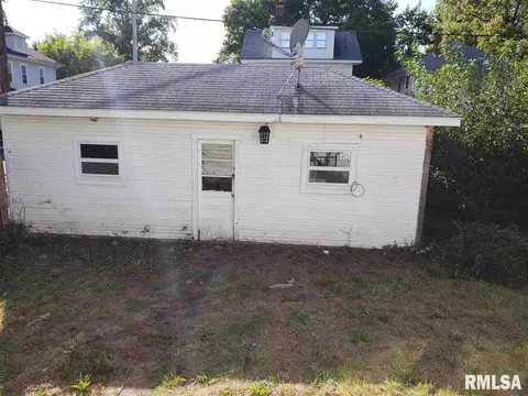 1529 S Spring St, Springfield, IL 62703 photo 18