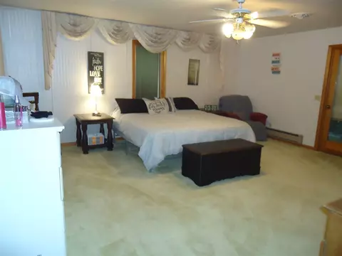 232 E Springfield St, Virginia, IL 62691 photo 8