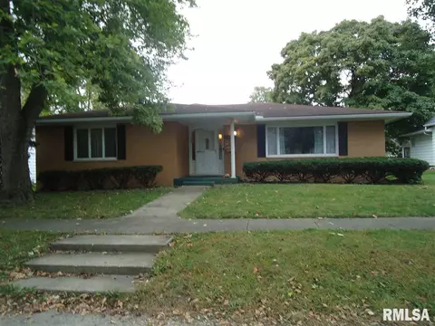 232 E Springfield St, Virginia, IL 62691 photo 1