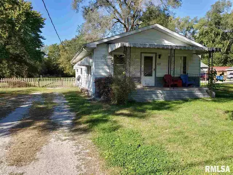 827 Forrest Ave, Springfield, IL 62702 photo 1