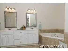 2312 Chatham Rd, Springfield, IL 62704 photo 8