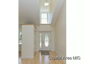 2312 Chatham Rd, Springfield, IL 62704 photo 2