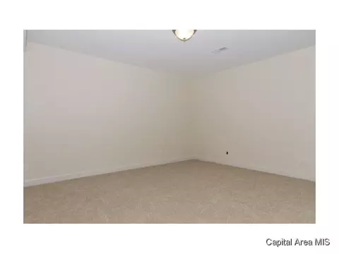 2312 Chatham Rd, Springfield, IL 62704 photo 1