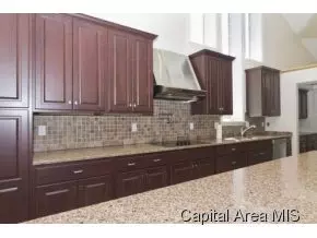 2312 Chatham Rd, Springfield, IL 62704 photo 11