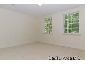 2312 Chatham Rd, Springfield, IL 62704 photo 17