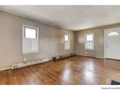 1215 W Ash St, Springfield, IL 62704 photo 4
