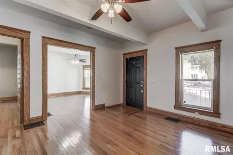 720 W Washington St, Springfield, IL 62702 photo 5