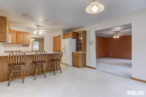 5109 Manhattan Dr, Springfield, IL 62711 photo 12