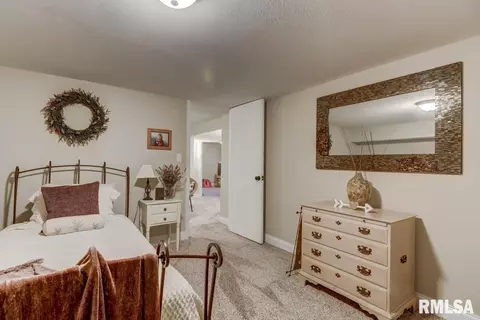 860 Meadowbrook Rd, Springfield, IL 62711 photo 31