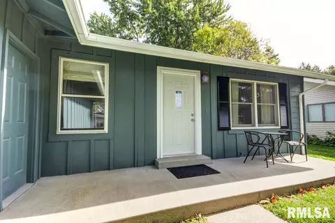 220 Durkin Dr, Springfield, IL 62702 photo 3