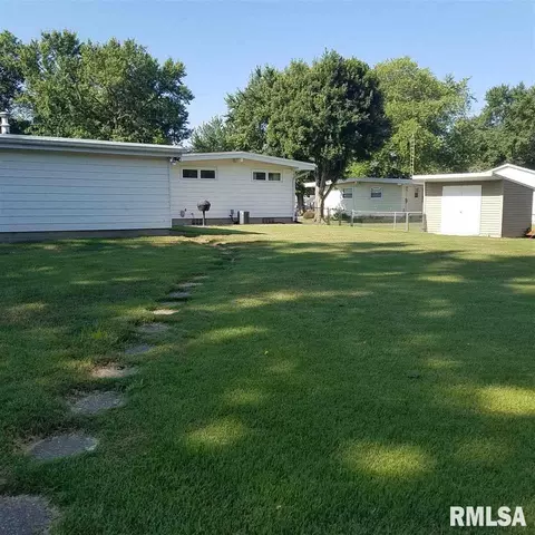 1725 Pickett St, Springfield, IL 62703 photo 11