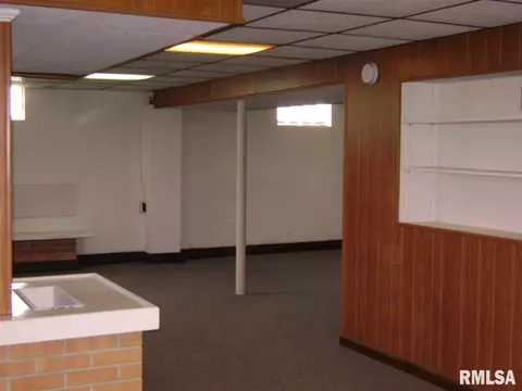 1725 Pickett St, Springfield, IL 62703 photo 8