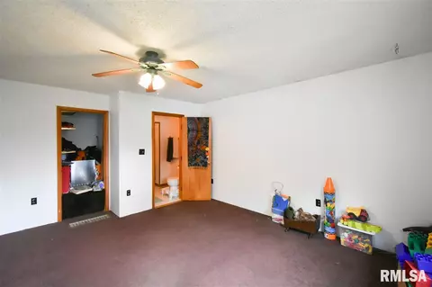 1132 N Osburn Ave, Springfield, IL 62702 photo 11