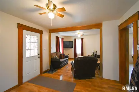 1132 N Osburn Ave, Springfield, IL 62702 photo 3