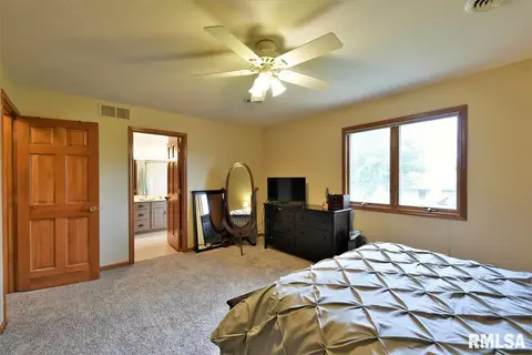 3166 Otter Ln, Springfield, IL 62712 photo 19