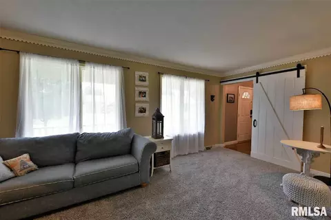 3166 Otter Ln, Springfield, IL 62712 photo 6