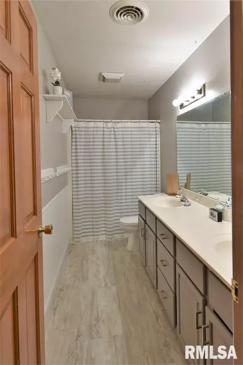 3166 Otter Ln, Springfield, IL 62712 photo 17