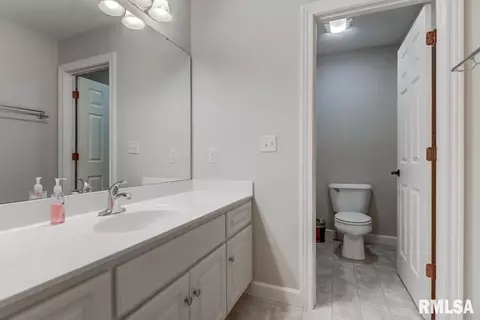 3908 Whisper Walk Dr, Springfield, IL 62711 photo 16