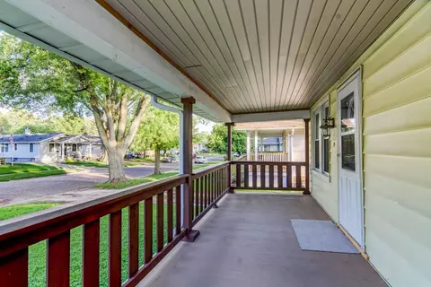 2117 Holmes Ave, Springfield, IL 62704 photo 3