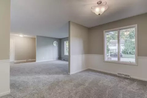 8041 Hunt Rd, Springfield, IL 62712 photo 22