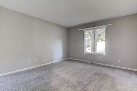 8041 Hunt Rd, Springfield, IL 62712 photo 24