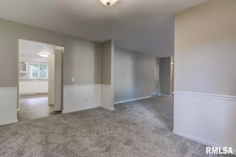 8041 Hunt Rd, Springfield, IL 62712 photo 15