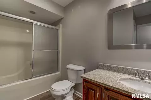 8041 Hunt Rd, Springfield, IL 62712 photo 16