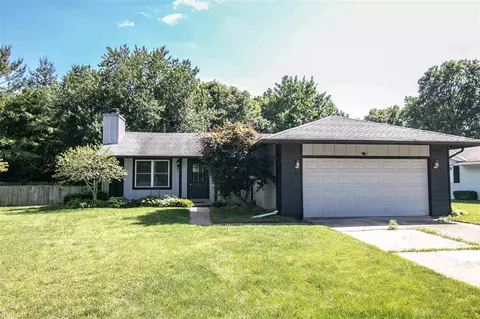 10 Leeds Dr, Springfield, IL 62702 photo 1