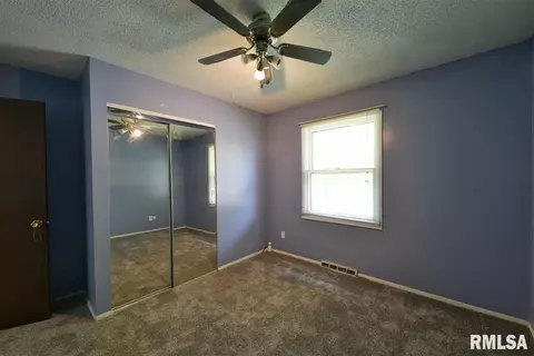 2916 Somerton Rd, Springfield, IL 62702 photo 20
