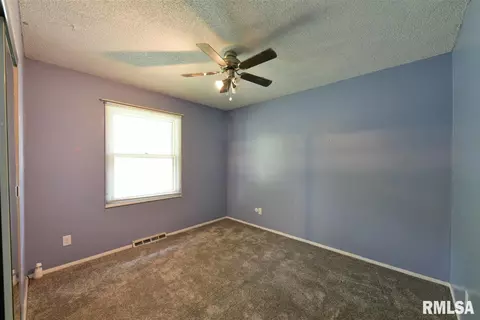 2916 Somerton Rd, Springfield, IL 62702 photo 19