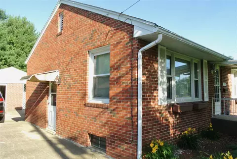 1320 N Wesley St, Springfield, IL 62702 photo 2