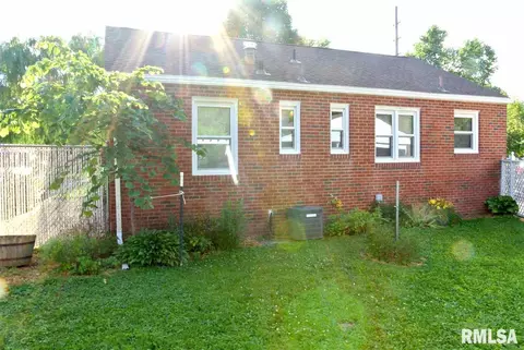 1320 N Wesley St, Springfield, IL 62702 photo 3