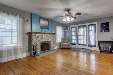 1706 S Whittier Ave, Springfield, IL 62704 photo 5