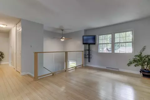 14 Lucerne Dr, Springfield, IL 62707 photo 4