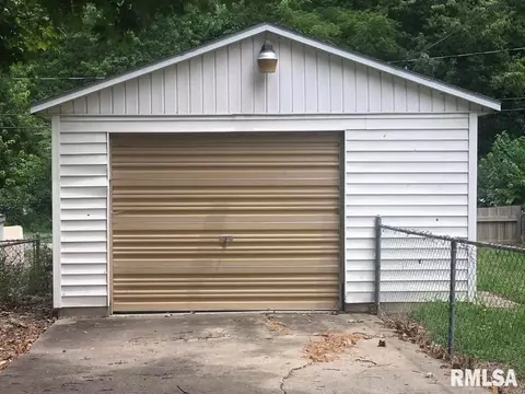 914 N 11th St, Springfield, IL 62702 photo 30