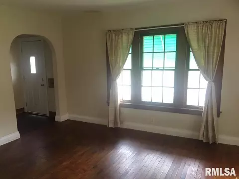914 N 11th St, Springfield, IL 62702 photo 19