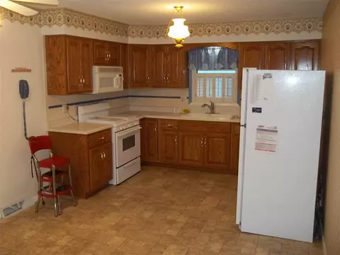 312 Saxon St, Springfield, IL 62704 photo 12